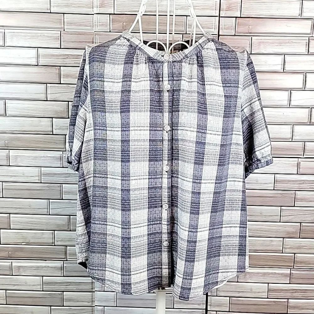 Universal Thread blouse Size M